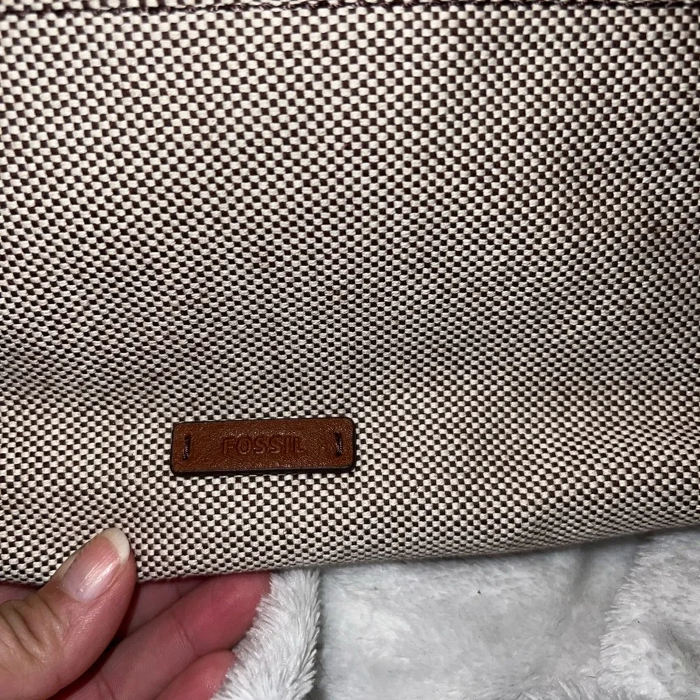 Fossil crossbody - Picture 3 of 8